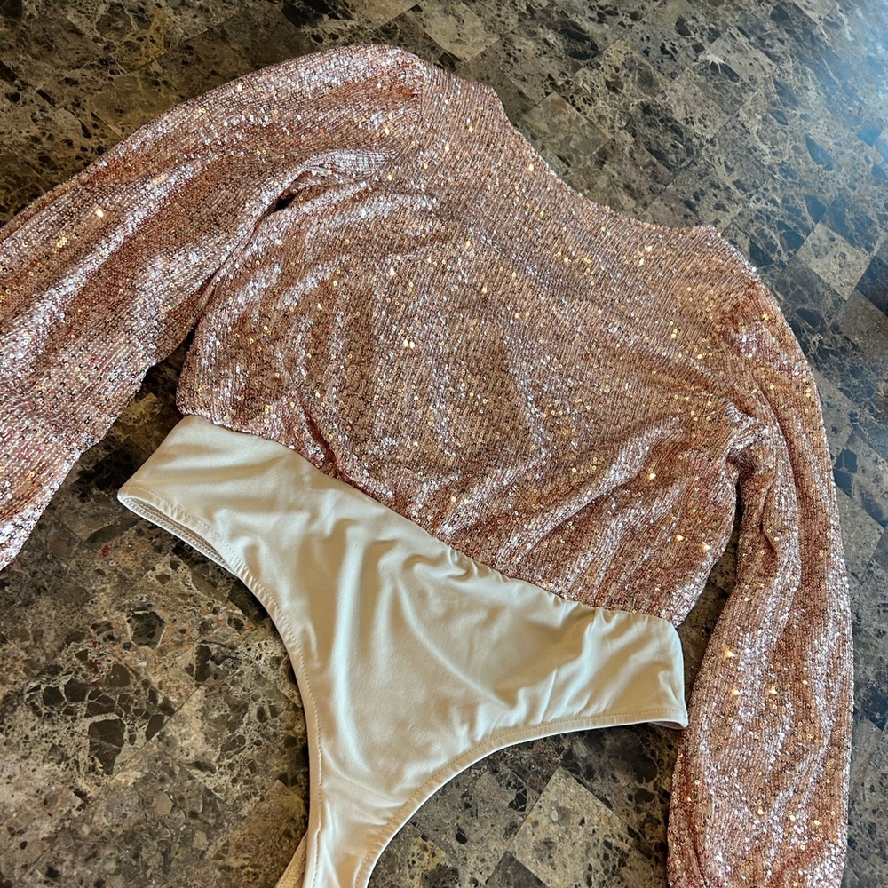 BNWT - Allie Rose sequined long sleeve body suit. Rose color.